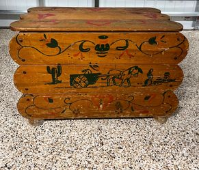 Vintage Mexican folk art handpainted blanket chest/storage trunk/toy chest… 65+ years old