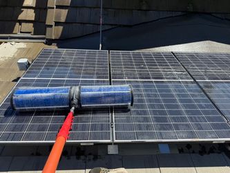 Solar Panel Cleanings $$8