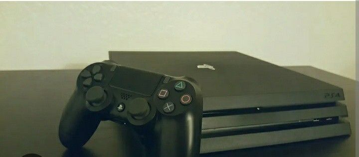 Ps4 Pro 120$ Hmu