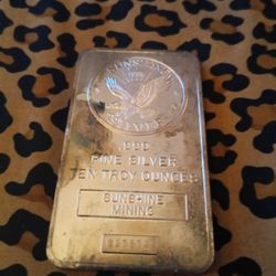 HURRY AND GET 10 TROY OUNCES