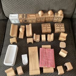 Wooden Dollhouse Furniture 