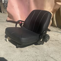 Forklift Seat Upholstery 