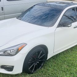       Black 20” Rims & Tires