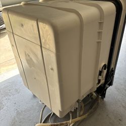 Whirlpool Dishwasher MACHINE 