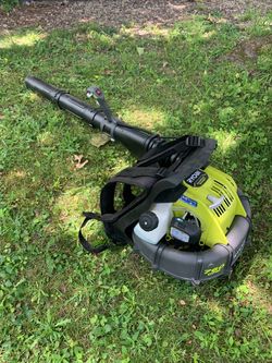 Leaf blower