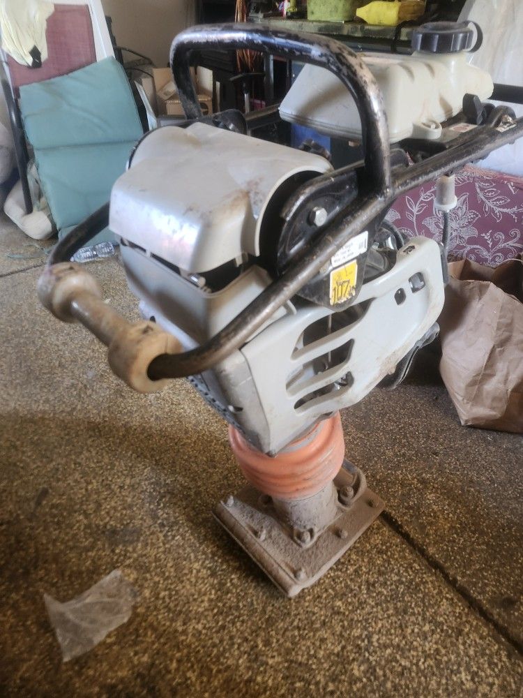 jumping jack compactor $600
