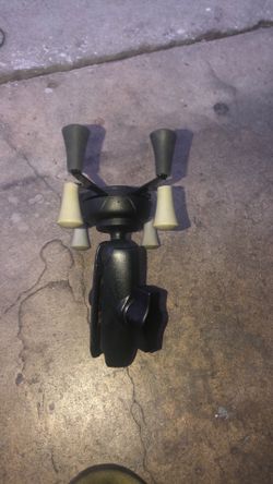 PHONE HOLDER !