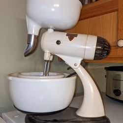 Sunbeam Mixer And Juicer Vintage