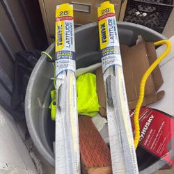 Rainx 28” Wipers. 