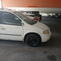 2005 Chrysler Van Good Motor 1300 Frim.