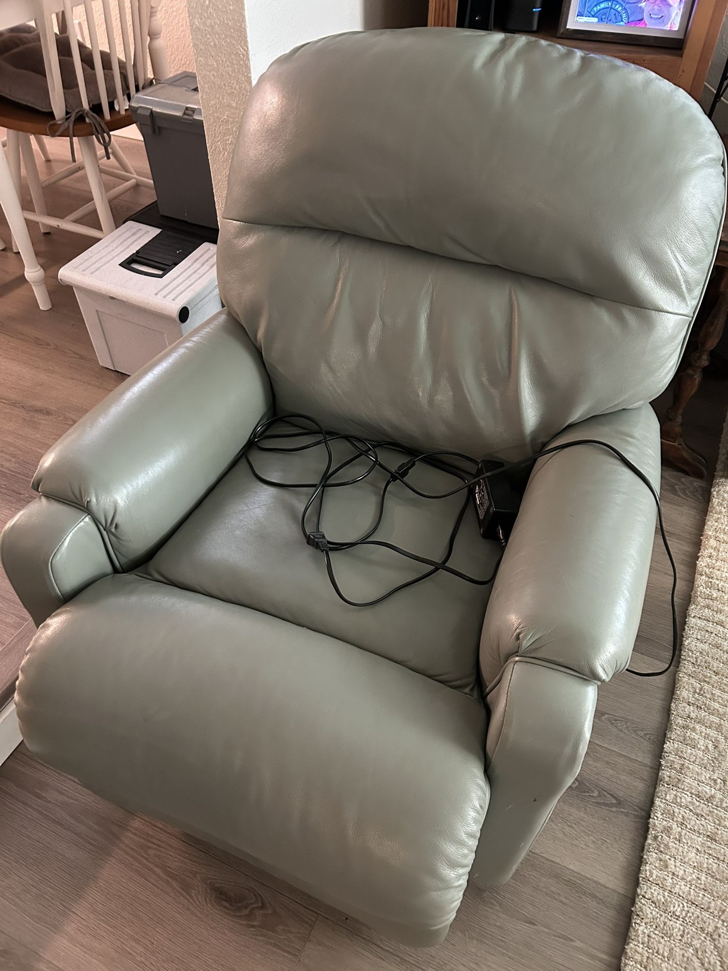 Electric Recliner