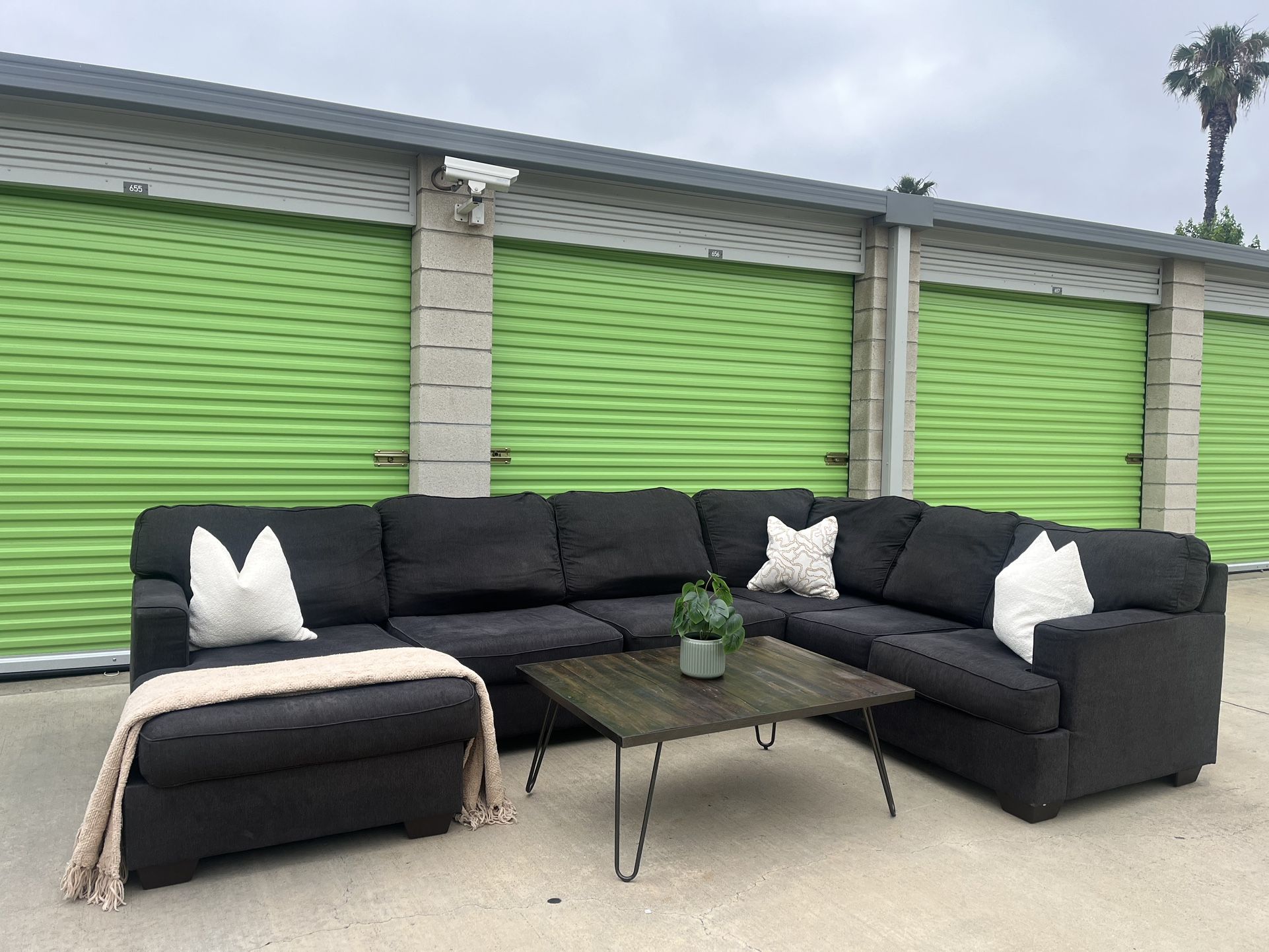 Charcoal Gray Sectional Couch With Delivery