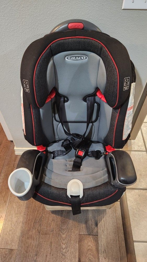Graco Nautilus 65 3 In 1 Car seat
