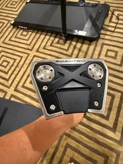 Scotty Cameron mallet putter and a custom shaft