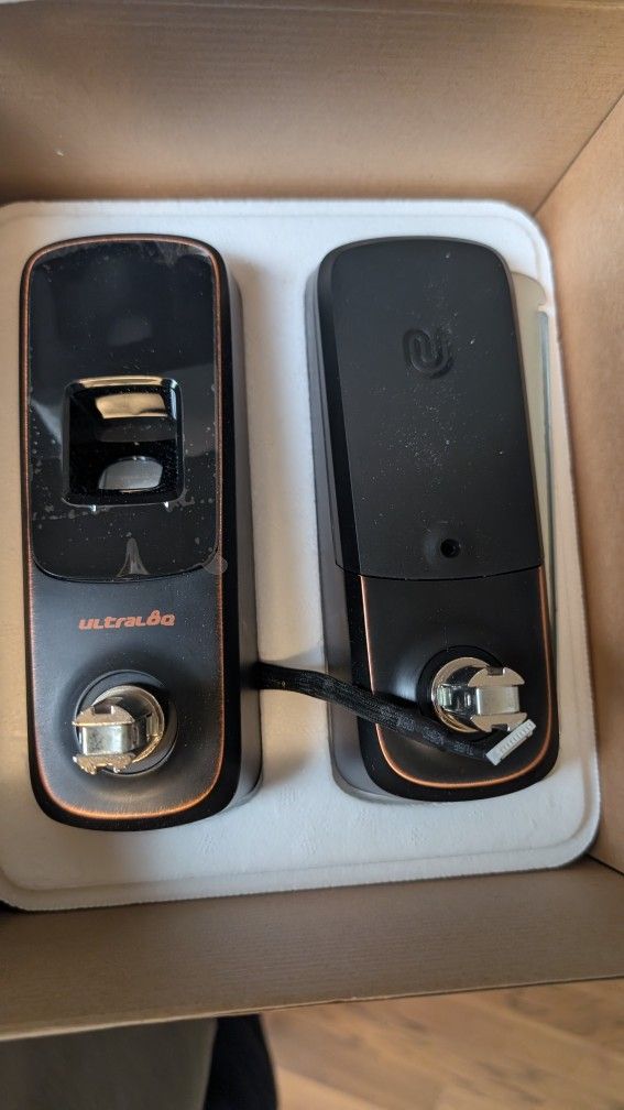 Ultra Q8 Smart Lever Fingerprint Lock