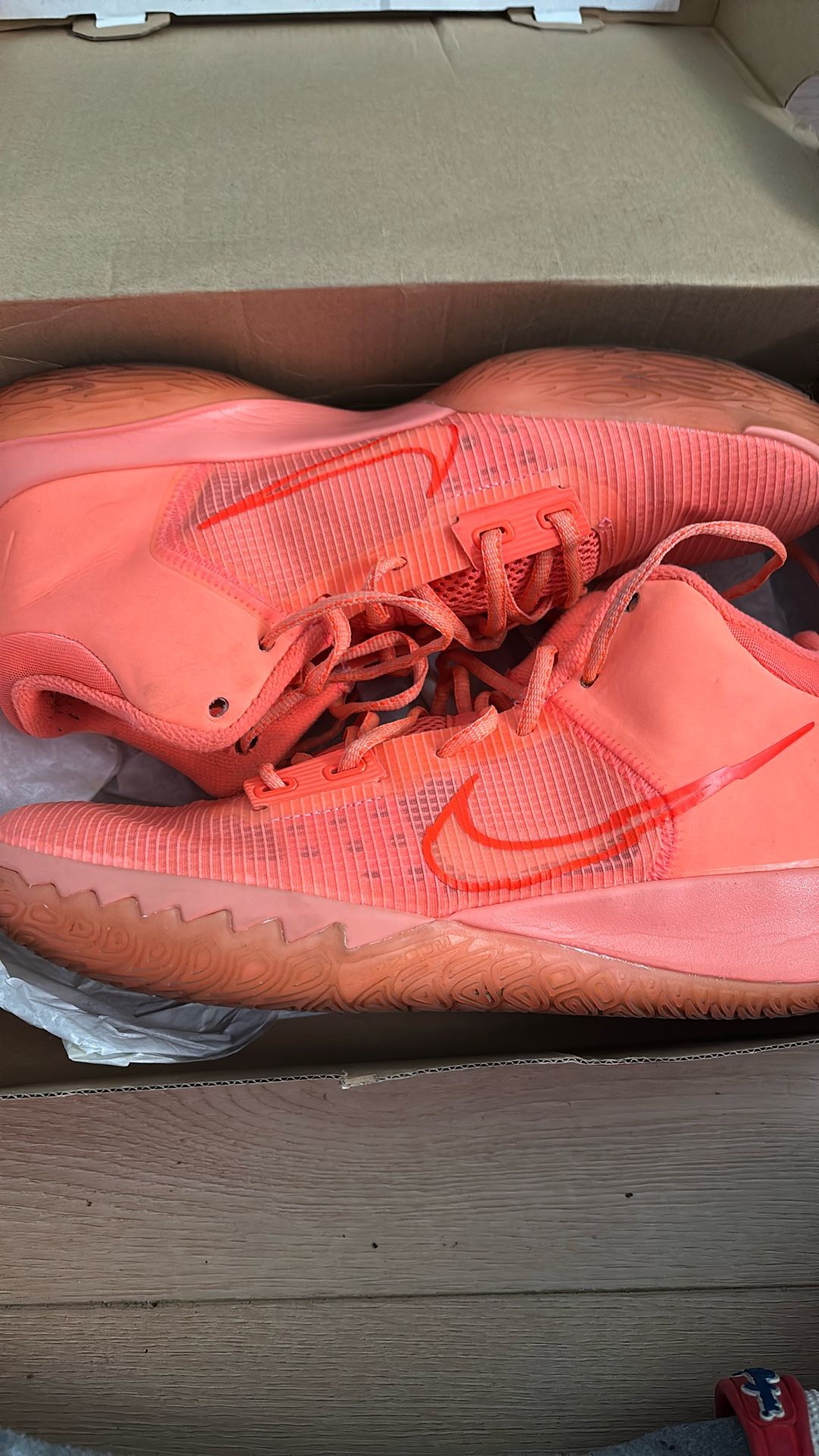 Nike men basketball shoes