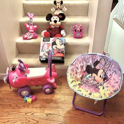 Lot Of Minnie Mouse Toys. Ride-On With sounds, Lights & Shapes, Comfy Chair, Phone, Guitar, New Learning Blanket, Soft Minnie & Light Up Minnie ($65)