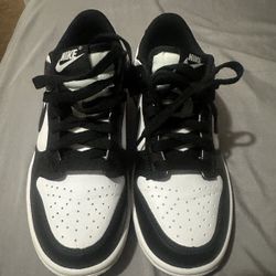 Nike Dunks 