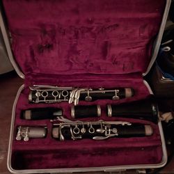   NAME BRAND (BUNDY) Clarinet