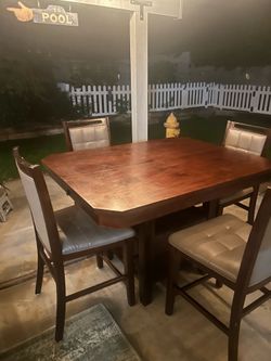 Solid wood bar top table