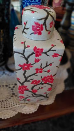 ASIAN BARN  DECORATIVE JAR