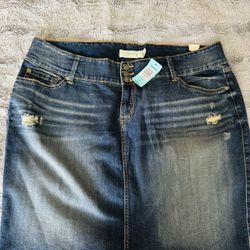 Torrid denim Skirt Size 18