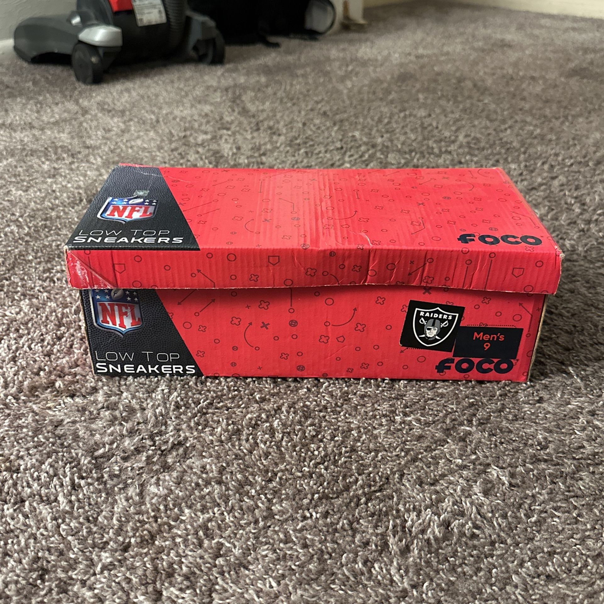 Foco Raiders Converse Size 9 