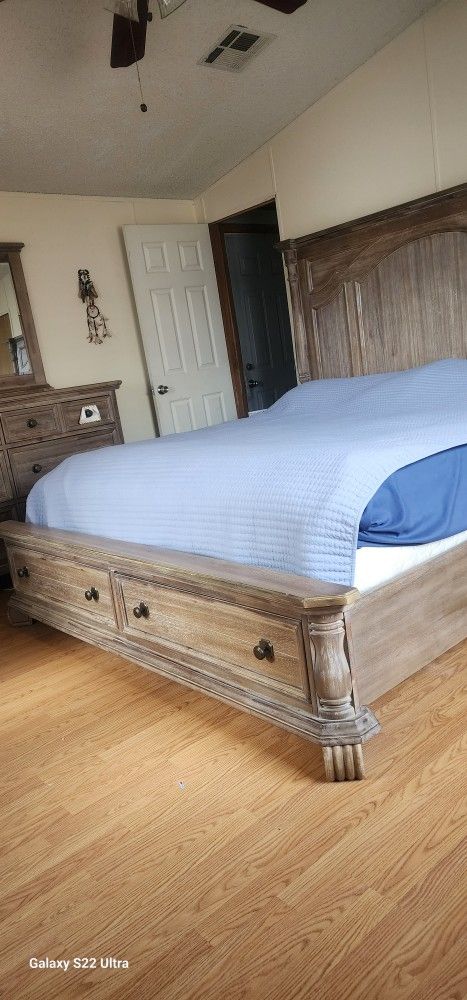 King Size Bedroom Set