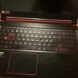 Acer Nitro 5 1050ti 8GB ddr4 2666 ram, 256 gb ssd 50$