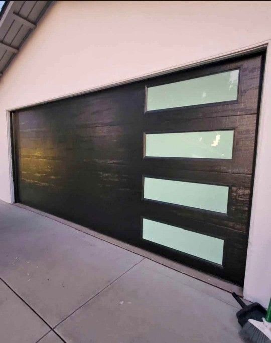 Garage Door 🚪