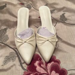 Coutgo White Heels