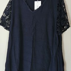 18/20 BloomChic Plain V Neck Floral Patchwork Blouse Navy, Lace Sleeves