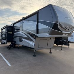 2021 Keystone Montana Legacy 3931FB