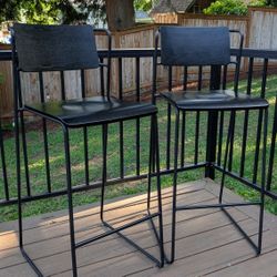 2 Black Metal Bar Stools 