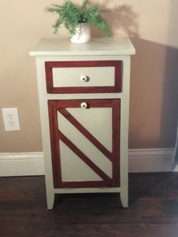 Vintage Vegetable Storage/Trash Bin