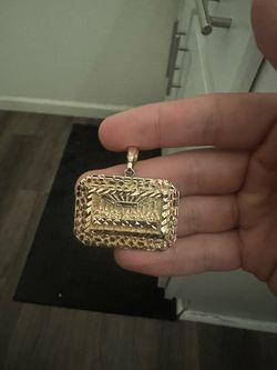 14k pendent