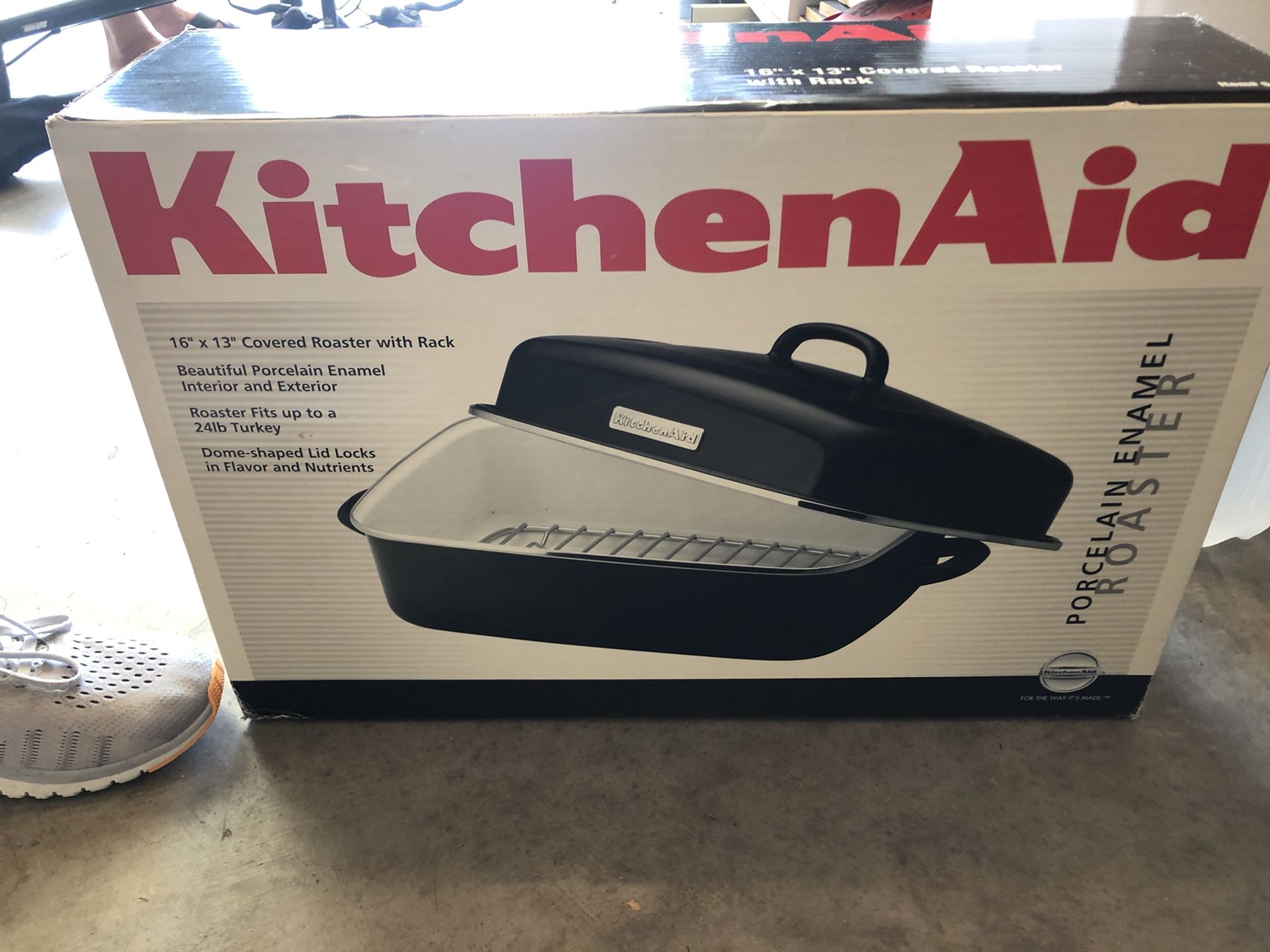 kitchen aid covered roaster with rack