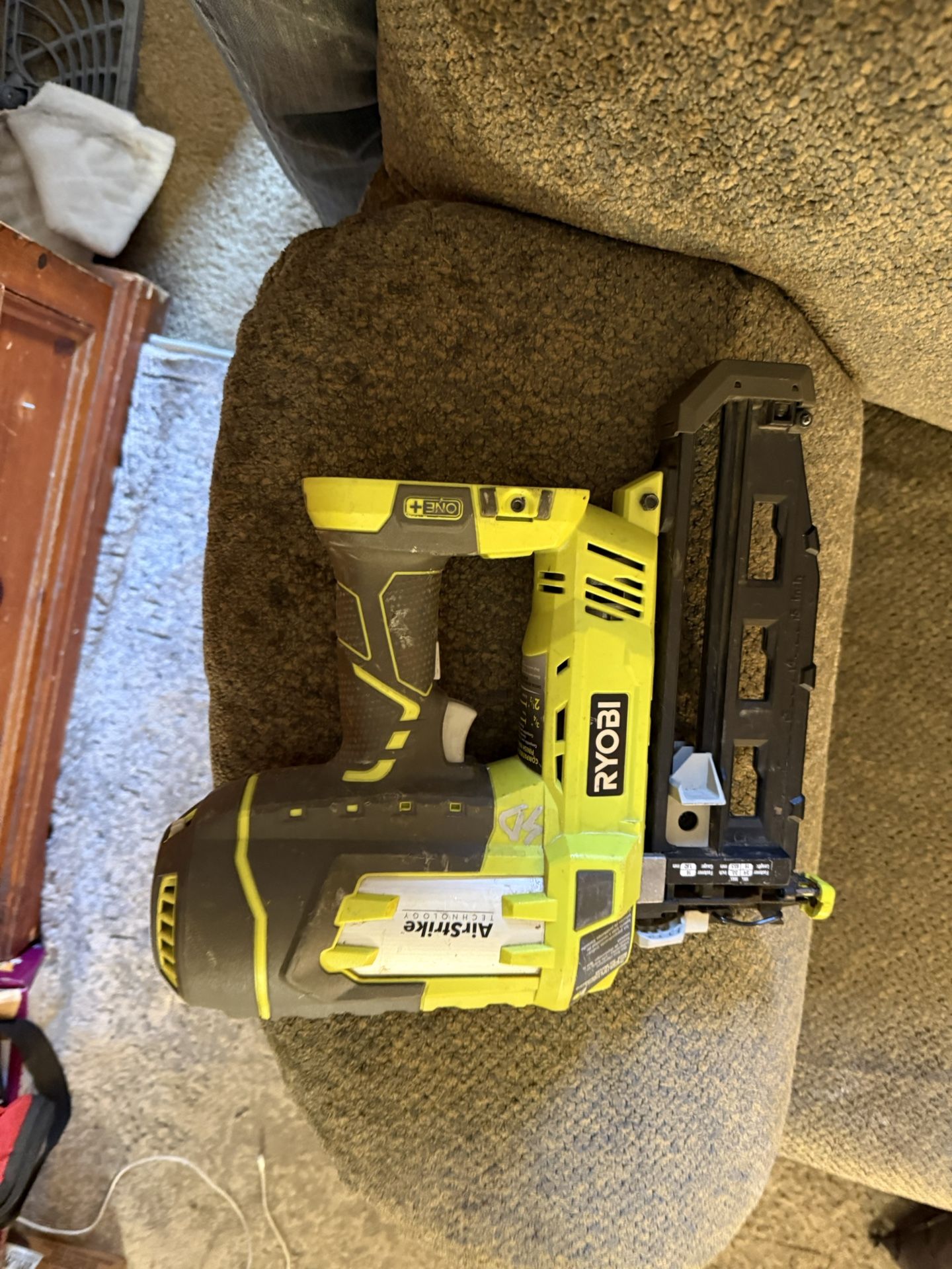 Ryobi 18V ONE + 16 Gauge Finish Nailer (Tool Only)