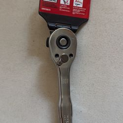 Craftsman 1/4" Drive 90T Low Profile Ratchet CMMT86721