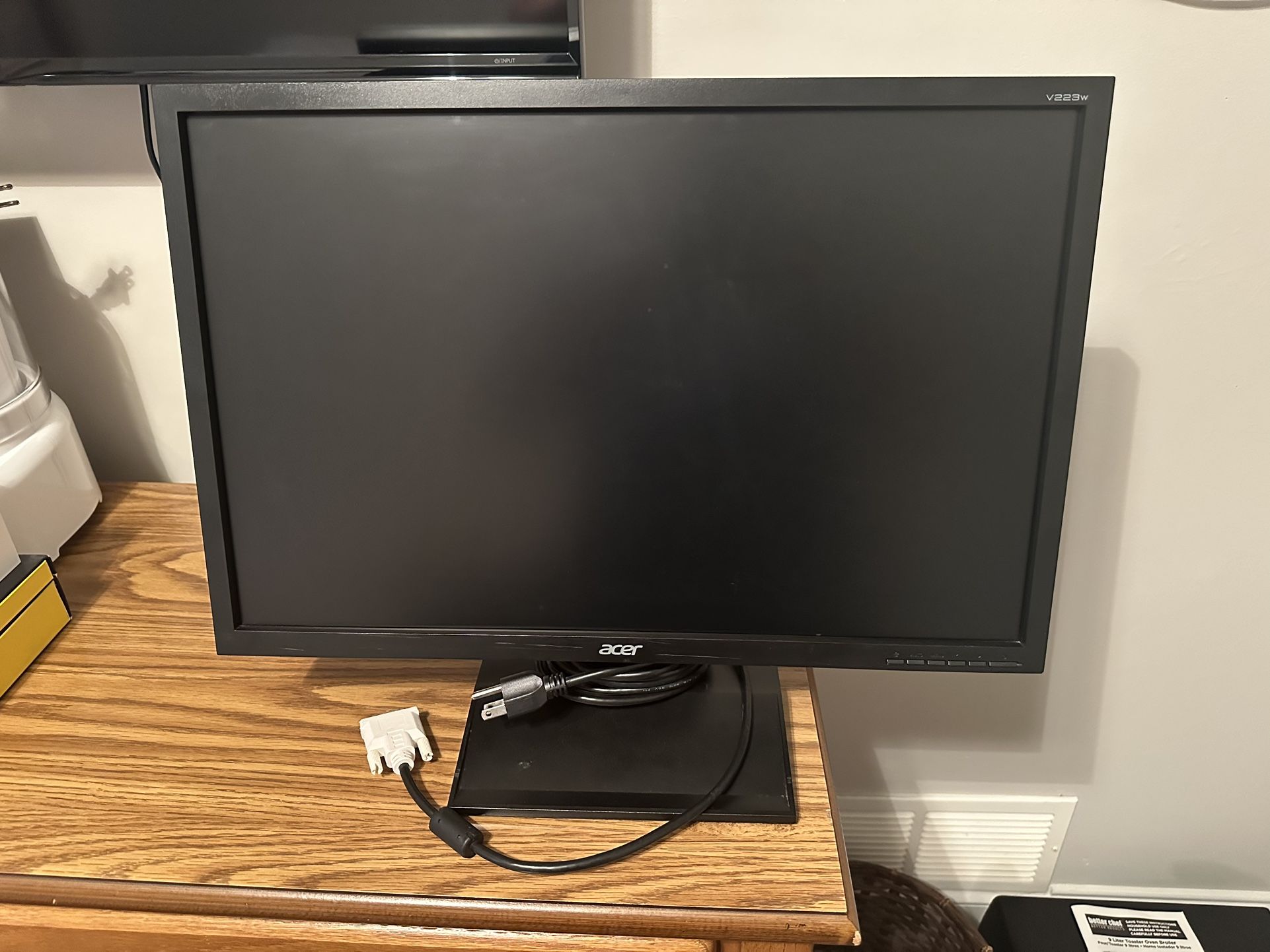 Acer 22” Monitor - 22 Inch Widescreen LCD