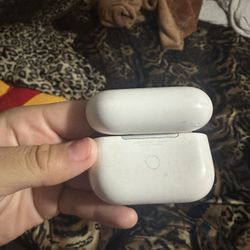 air pod case missing airpods