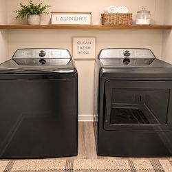 Like New GE Profile Smart Washing Machine & Dryer Set – Washing and Drying Machine Sapphire Gray – Purchased Last Year 