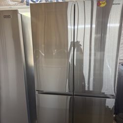 Available Refrigerator Samsung Bespoke