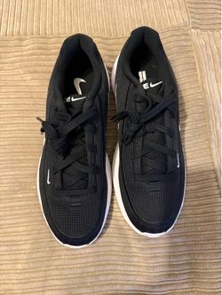 New Nike Uplift Size 7Y Or 8.5 Women