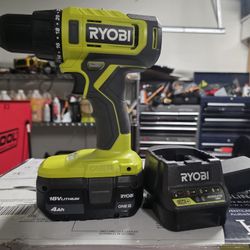 New RYOBI
ONE+ 18V Cordless 1/2 in. Drill/Driver with 18v 4ah battery and charger 