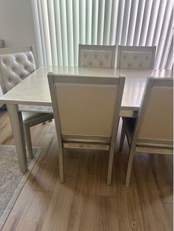 Dining room table