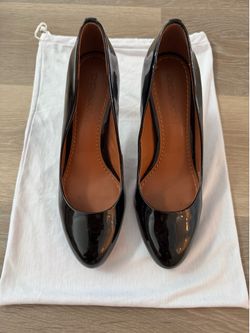High heel pump