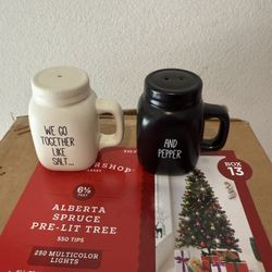 CUTE SALT & PEPPER SHAKERS