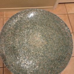 Mosaic oval disc 