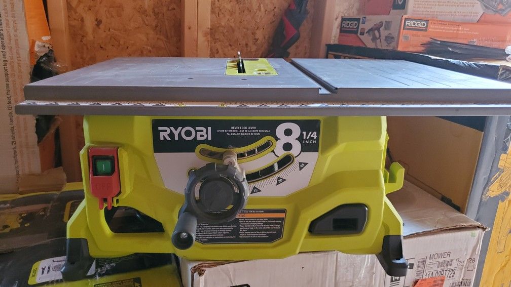 Ryobi 13amp 8-1/4" Compact Table Saw 